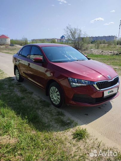 Skoda Rapid 1.6 AT, 2021, 18 500 км