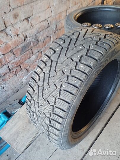 Pirelli Ice Zero 235/45 R17 106T