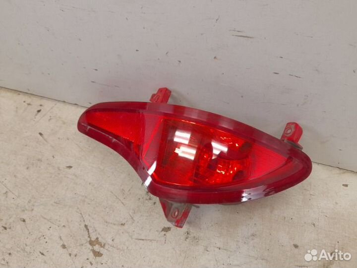 Фонарь противотуманный левый Hyundai Solaris 1