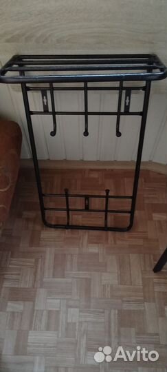 Вешалка для одежды настенная бу