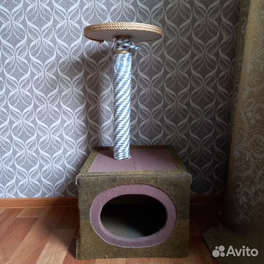 Когтеточка с домиком бу