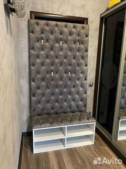 Вешалка в прихожую с обувницей