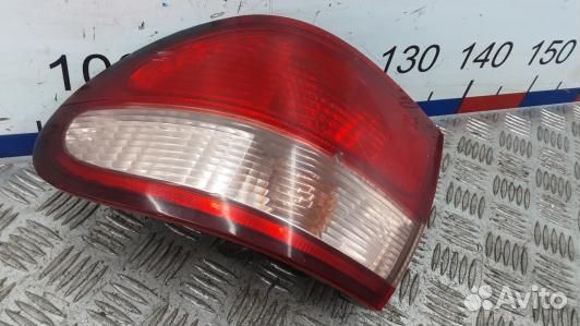 Фонарь задний правый nissan almera N16 (EDN15MY01)