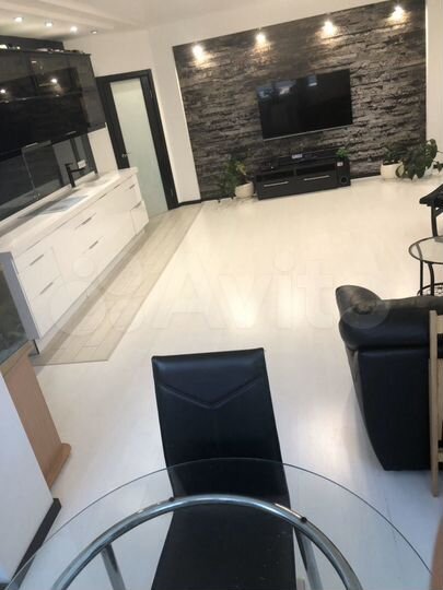 3-к. квартира, 111 м², 15/16 эт.