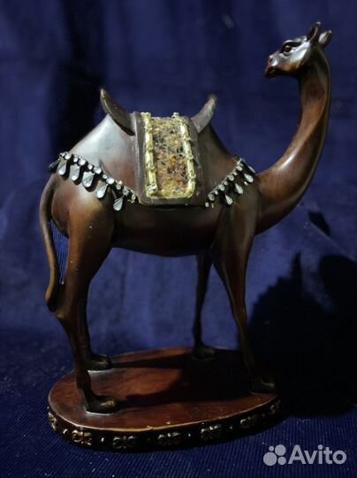 Статуэтка конь на дыбах, верблюд,олень, козерог