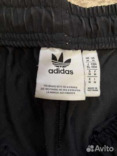 Спортивные штаны adidas