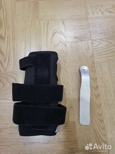 Ортез Orlett лучезапястный (WRS-306) (правая рука)