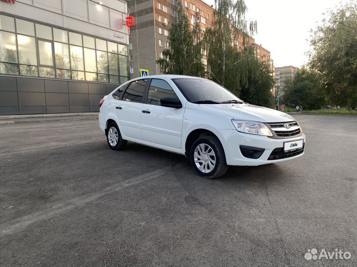LADA Granta 1.6 МТ, 2017, 32 000 км
