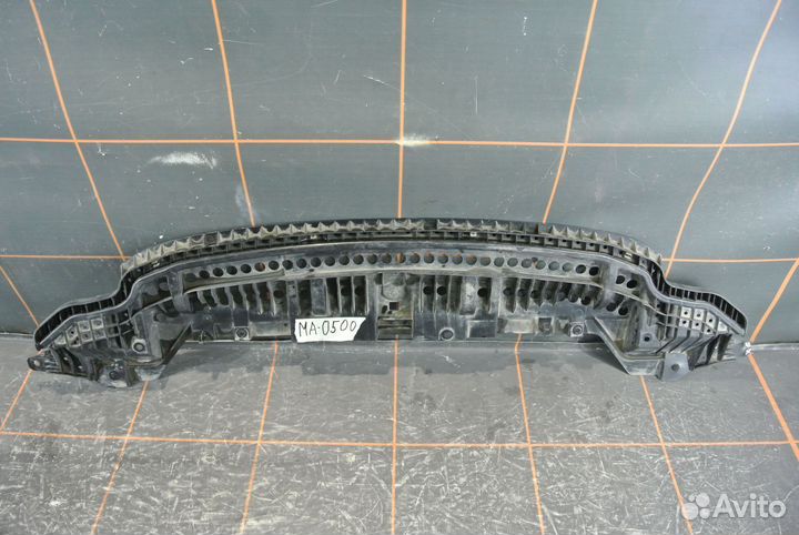 Пыльник двигателя центральный-Toyota Corolla E180