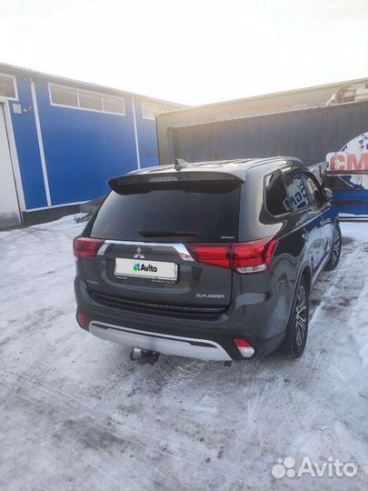 Mitsubishi Outlander 2.4 CVT, 2018, 149 300 км