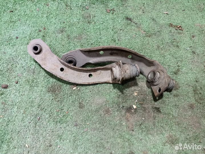 Кронштейн подрамника Renault Scenic II (2003—2006)