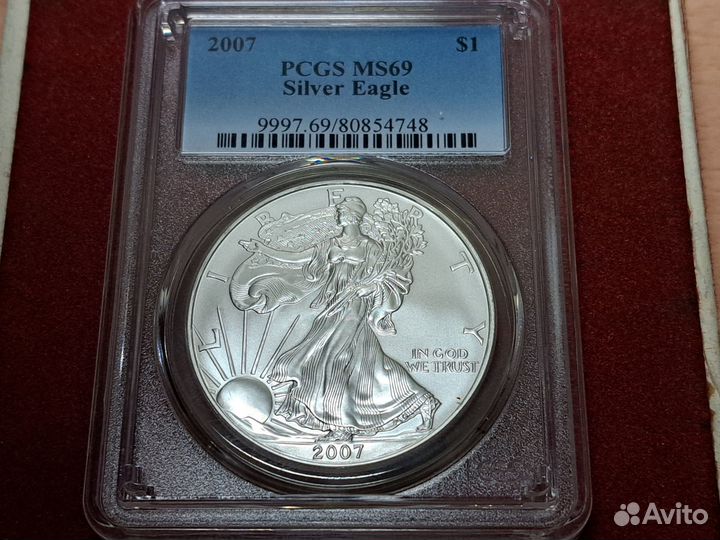 1 доллар США 2007 г., серебро, слаб pcgs MS 69