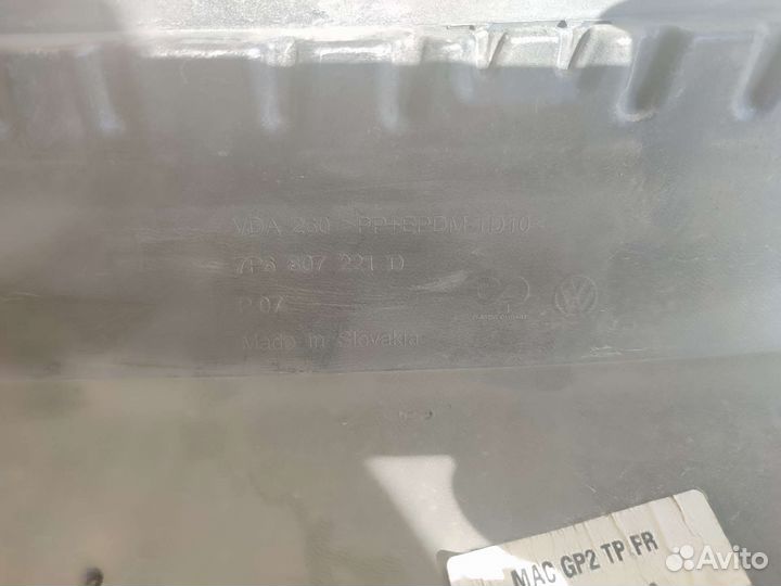 Бампер передний Volkswagen Touareg 2010-2018