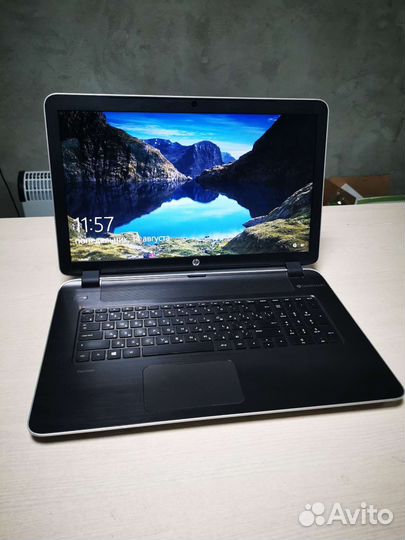 Ноутбук HP Pavilion 17 notebook PC