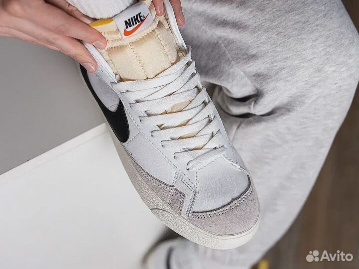 Nike Blazer Mid 77 Vintage White Black