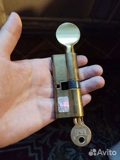 Дверной замок