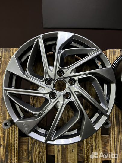 K&K 7x18/5x114,3 ET35 D60,1 кс883 Дарк платинум