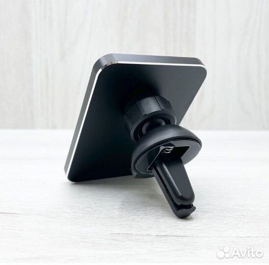 Автомобильная беспроводная зарядка magsafe