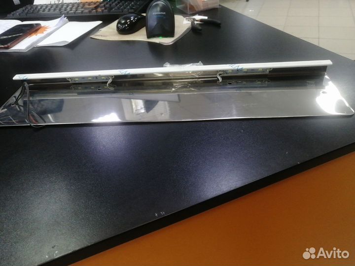 Планка номерного Toyota Caldina (1997-2002)