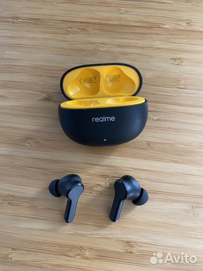 Беспроводные наушники realme buds t100