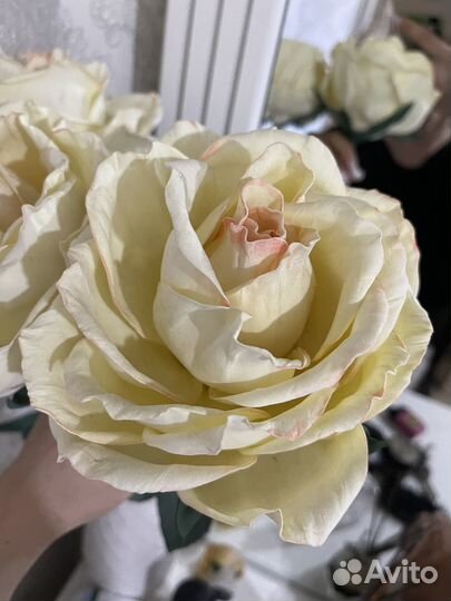 Искусственные розы