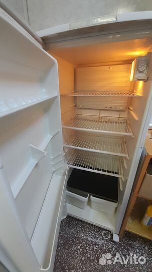 Витрина среднетемпературная Бирюса