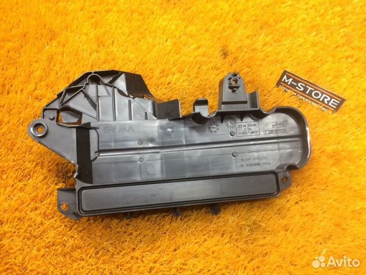 Крышка печки Volkswagen Tiguan 5N cawa 2009