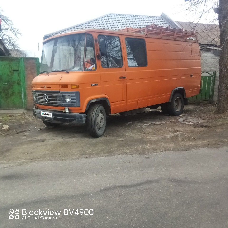 Mercedes-Benz T2