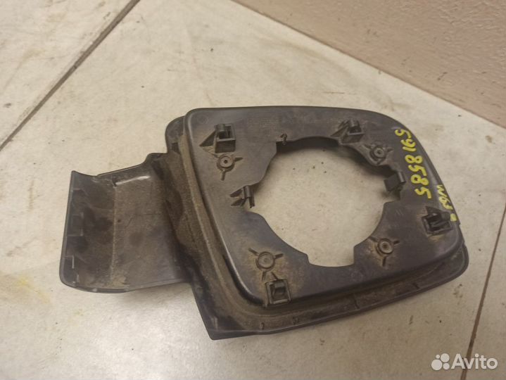 Накладка зеркала левого