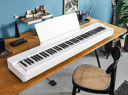 Цифровое пианино Yamaha P-225WH арт.A113