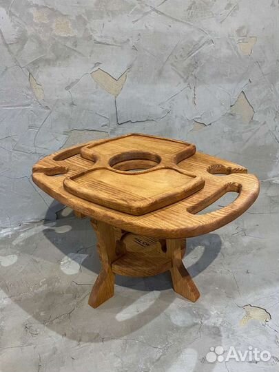 Винный столик с менажницей на два бокала / Винница