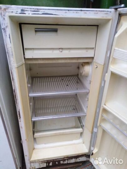 Холодильник бу