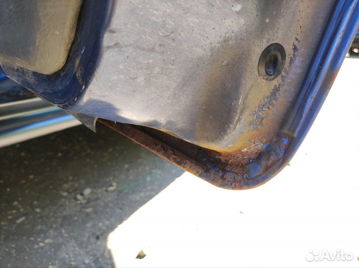 Дверь задняя правая Спортейдж 1