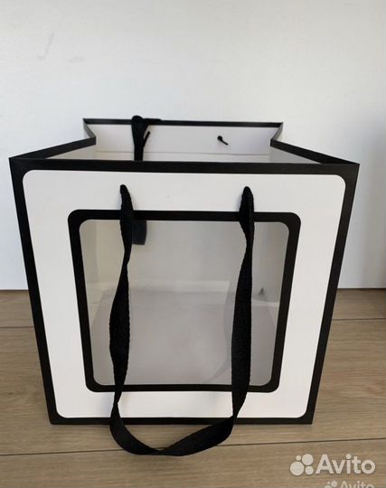 Бумажные пакеты подарочные пакеты