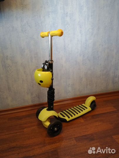 Самокат детский трехколесный