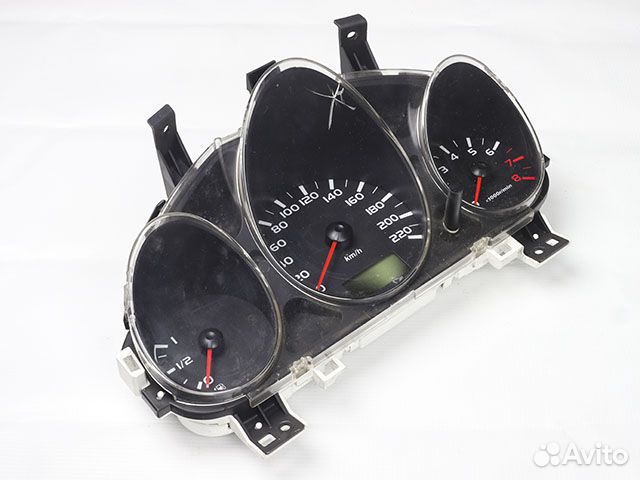 Панель приборов Mitsubishi Colt