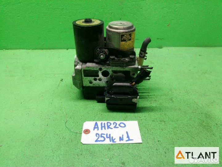 Блок abs toyota estima