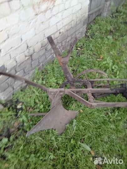 Конный плуг