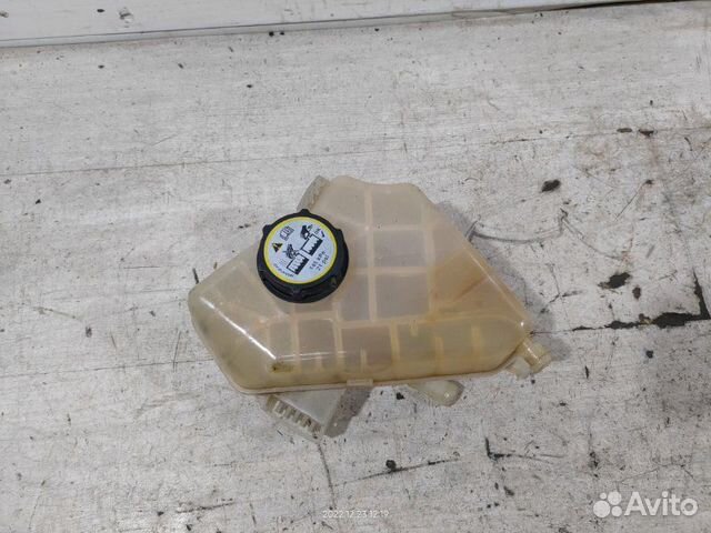 Бачок расширительный Ford Fiesta (12-17) 1.6L