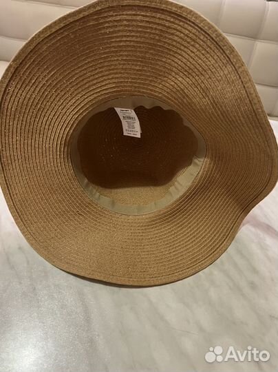 Шляпа с широкими полями