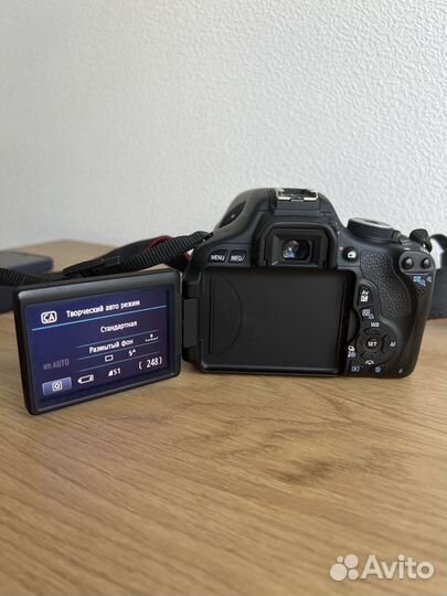 Зеркальный фотоаппарат Canon EOS 600D kit 18 135