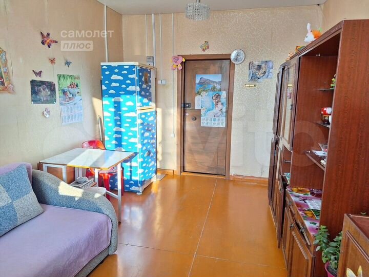 Комната 15 м² в 1-к., 1/2 эт.