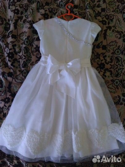 Нарядное платье