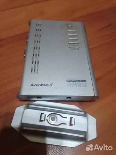 Тв тюнер Avermedia AverTV Box
