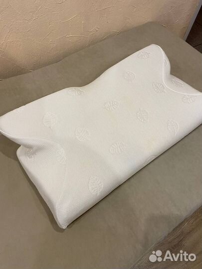 Ортопедическая подушка Memory Foam как новая