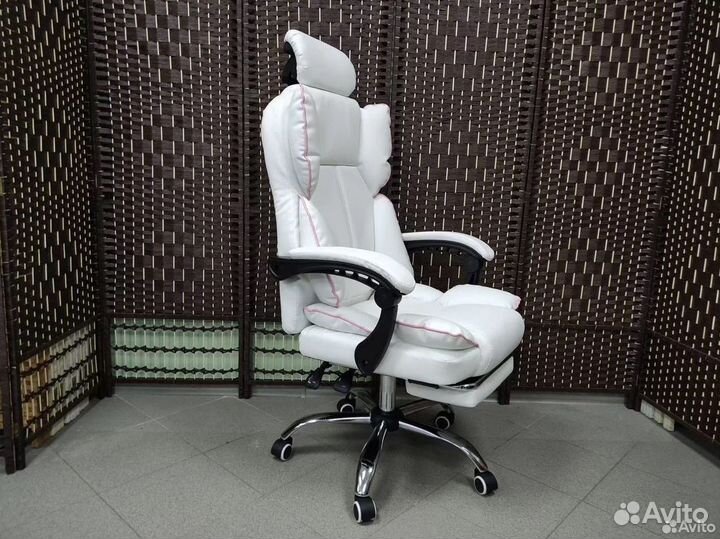 Компьютерное офисное кресло с массажем (новые)