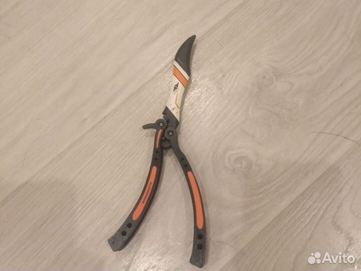 Деревянный “Нож-Бабочка Азимов”