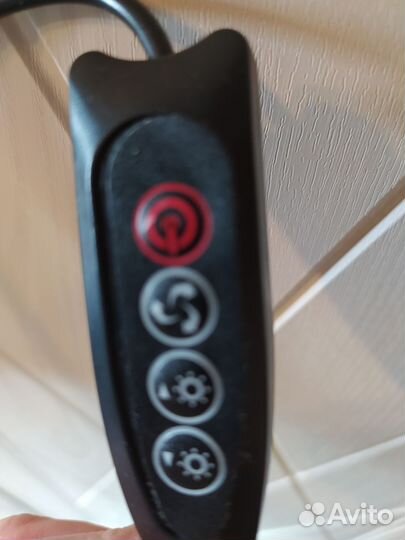 Кольцевая лампа с усиленным штативомдиам кольца 35