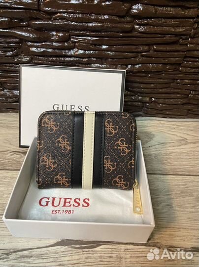 Кошелек женский Guess