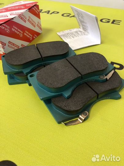 Колодки тормозные передние Toyota Land Cruiser